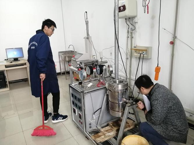 实验室与设备管理处开展特种设备专项检查 筑牢安全防线